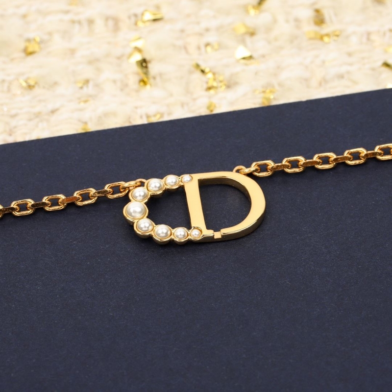 chr1st1an D10r necklaces